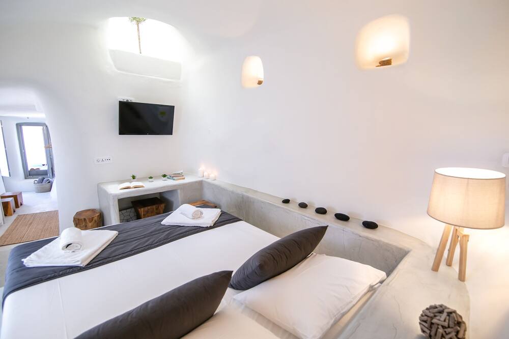 Photo of Bedroom in Vourvoulos