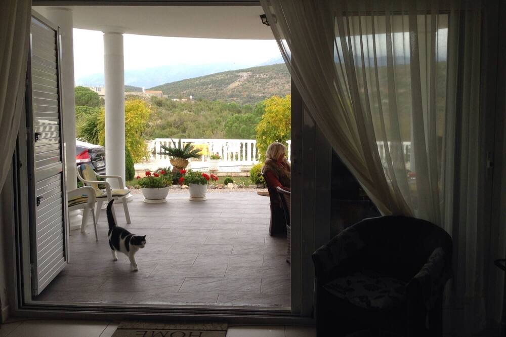 Photo of Patio Balcony in Krimovica