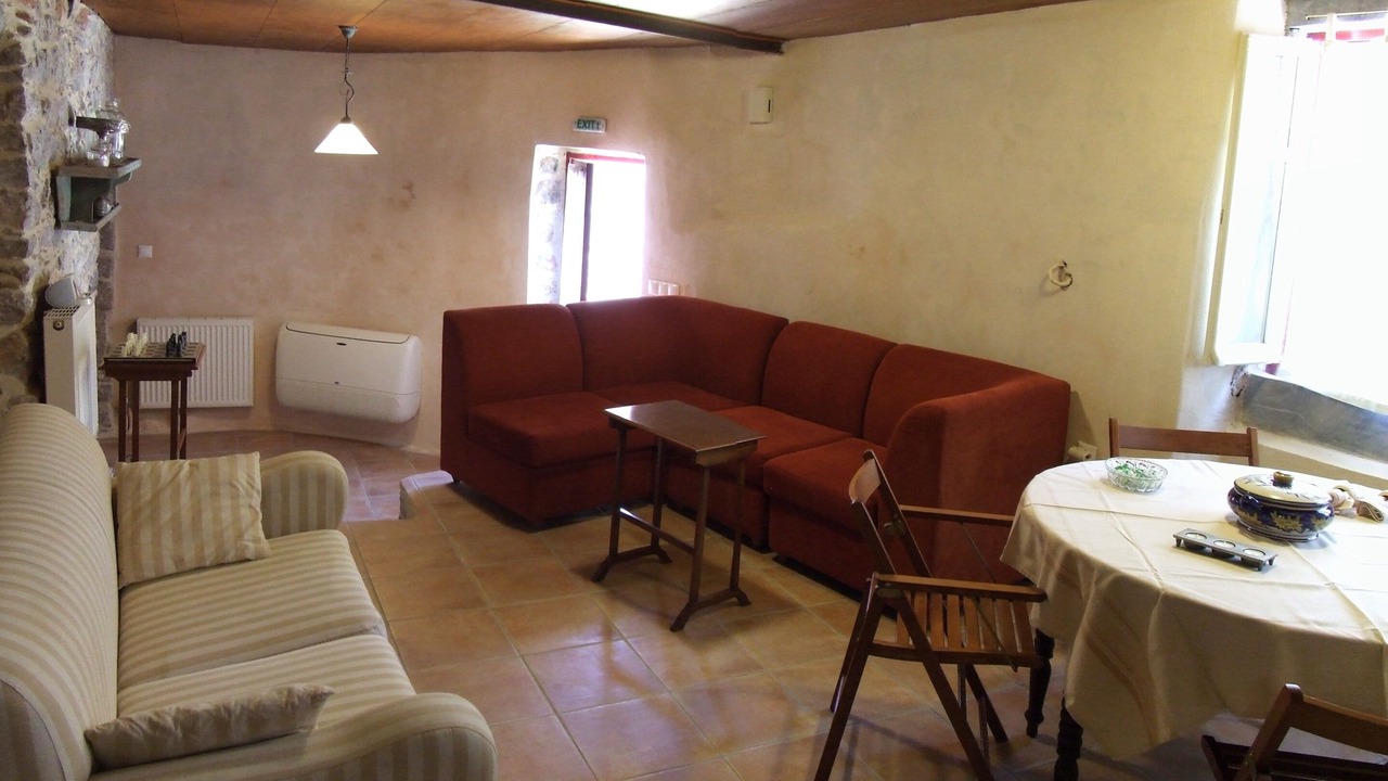 Photo of Others in Avgonyma