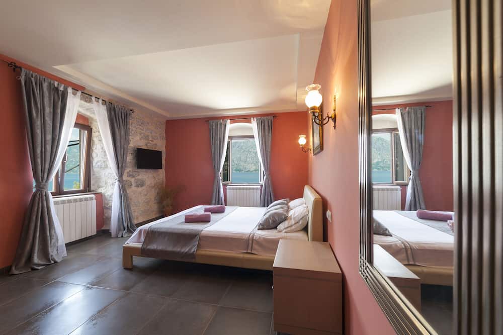 Photo of Bedroom in Prcanj