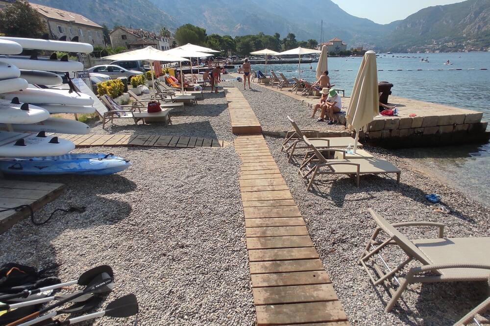 Photo of Others in Kotor