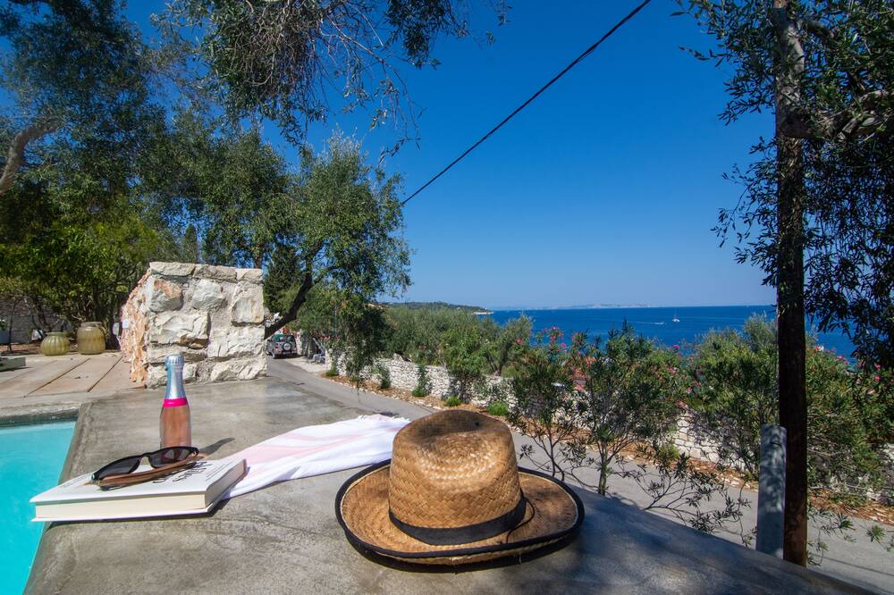 Photo of Outdoor in Gaios
