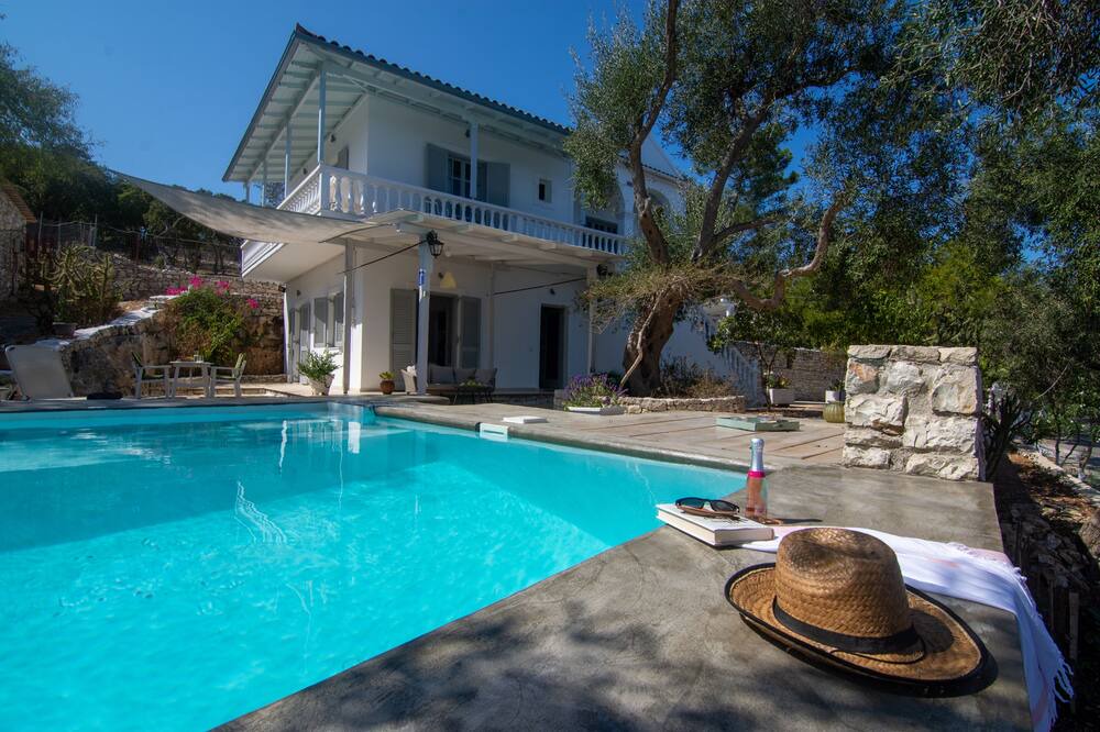 Photo of Outdoor in Gaios