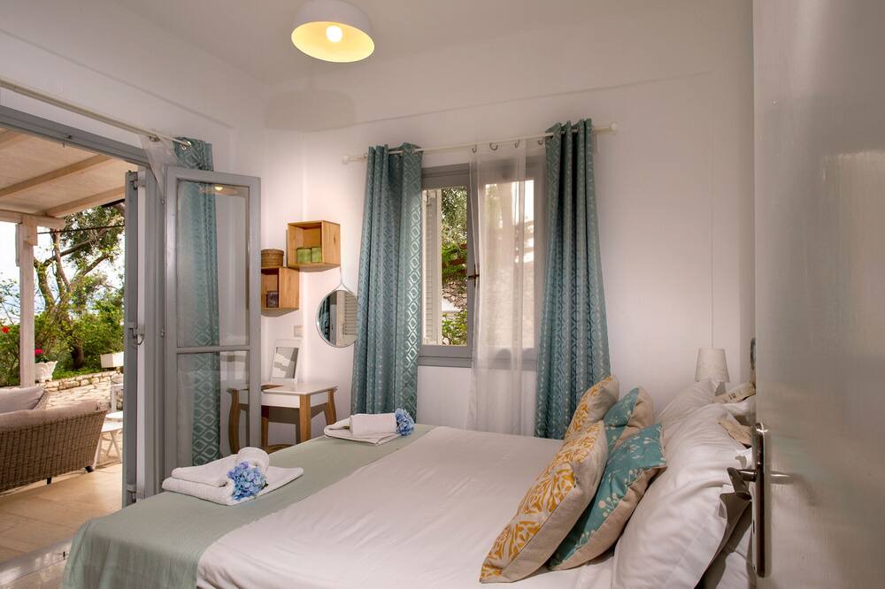Photo of Bedroom in Gaios