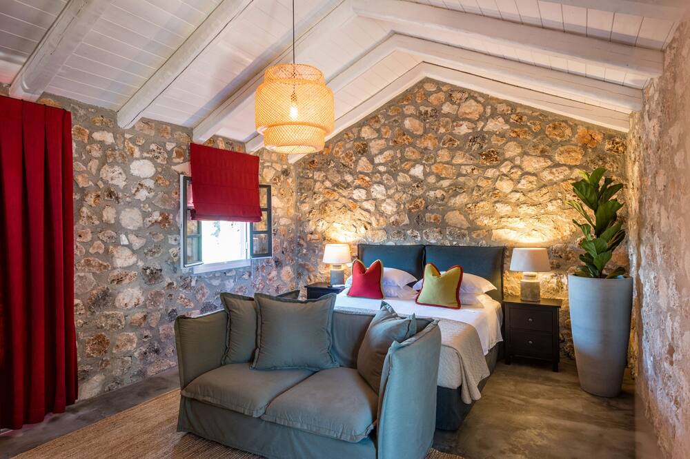 Photo of Bedroom in Antipata