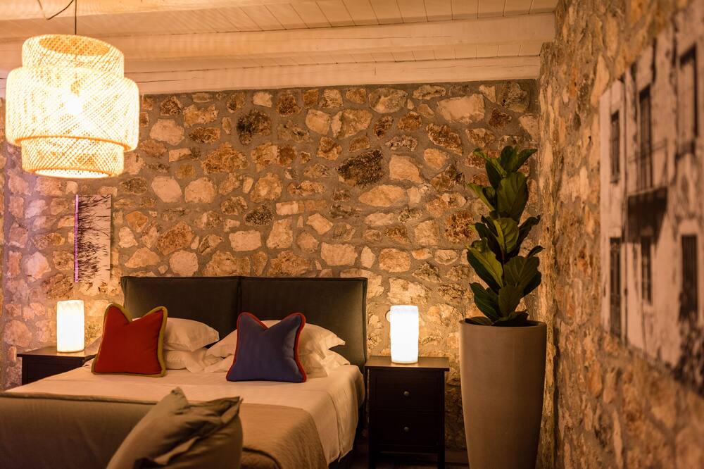 Photo of Bedroom in Antipata