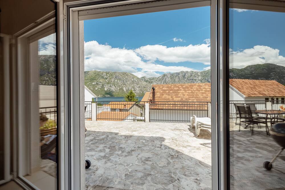 Photo of Patio Balcony in Prcanj