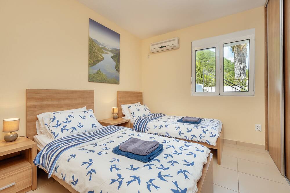 Photo of Bedroom in Prcanj
