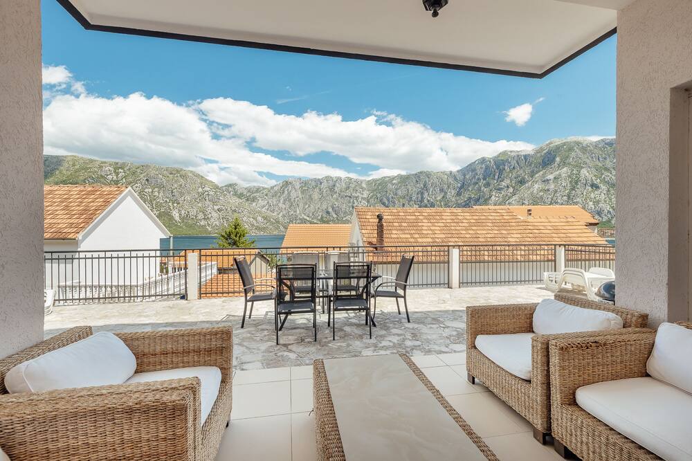 Photo of Patio Balcony in Prcanj