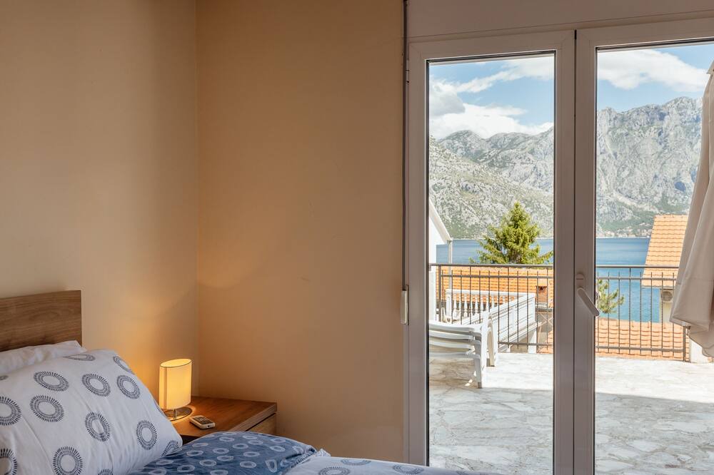 Photo of Bedroom in Prcanj