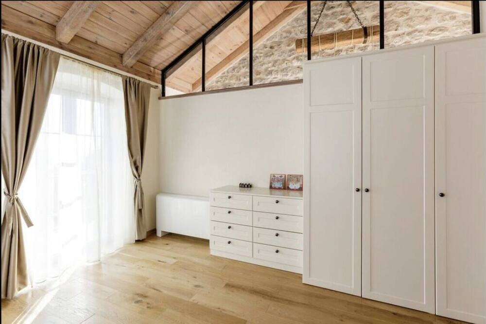 Photo of Bedroom in Kotor