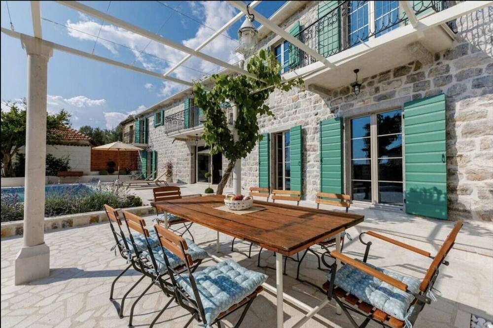 Photo of Patio Balcony in Kotor