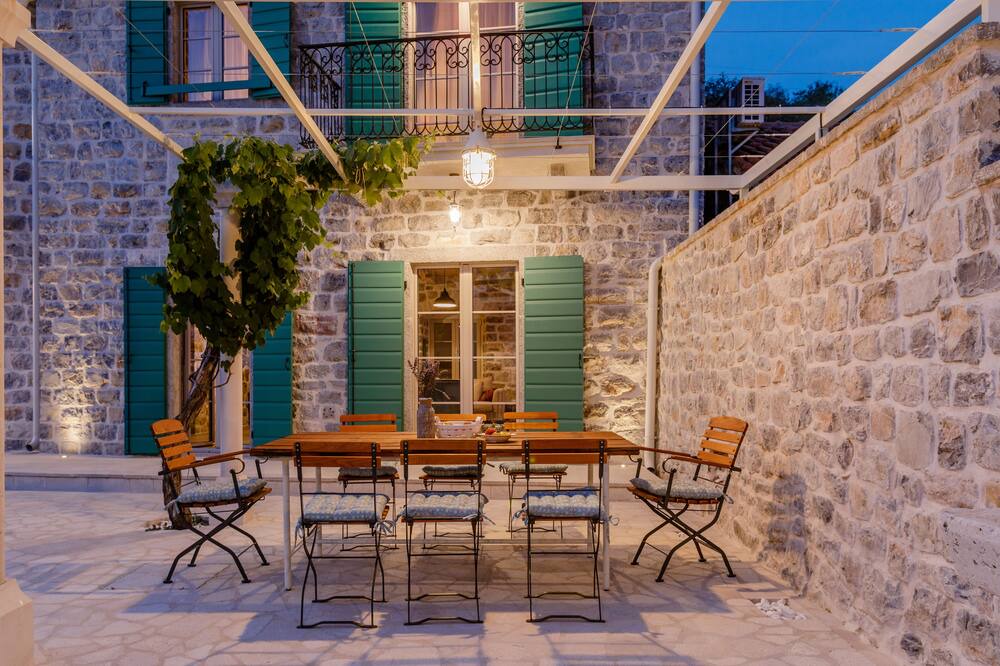 Photo of Patio Balcony in Kotor