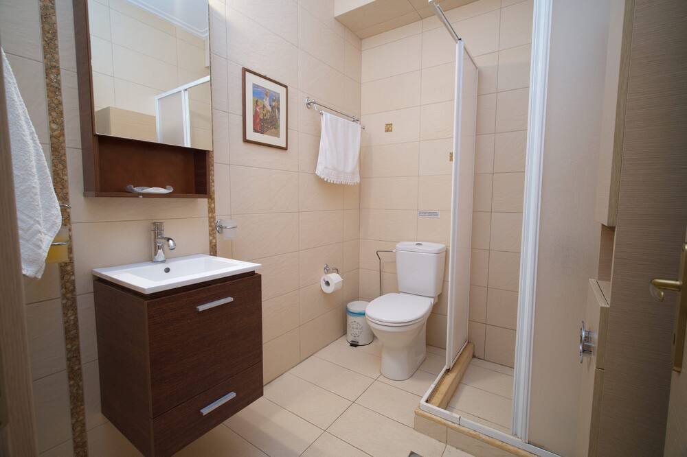 Photo of Bathroom in Karavomylos