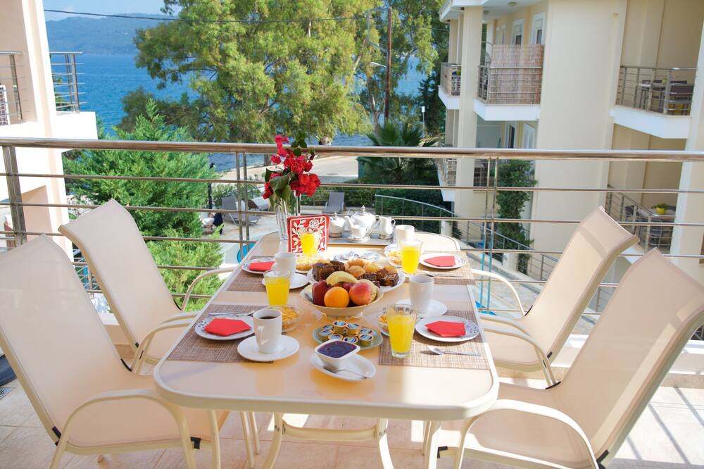 Photo of Patio Balcony in Karavomylos