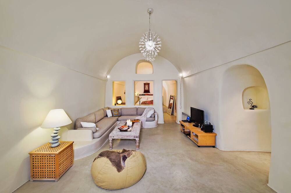 Photo of Livingroom in Vothon