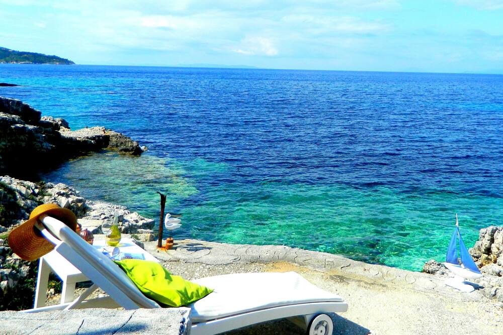 Photo of Others in Gaios