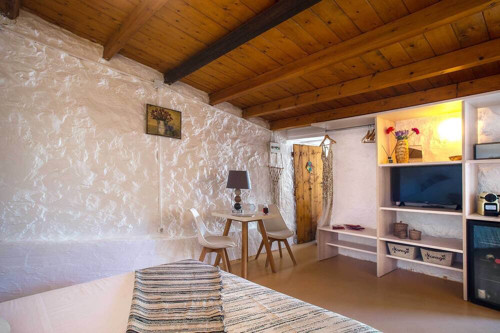 Photo of Bedroom in Gaios