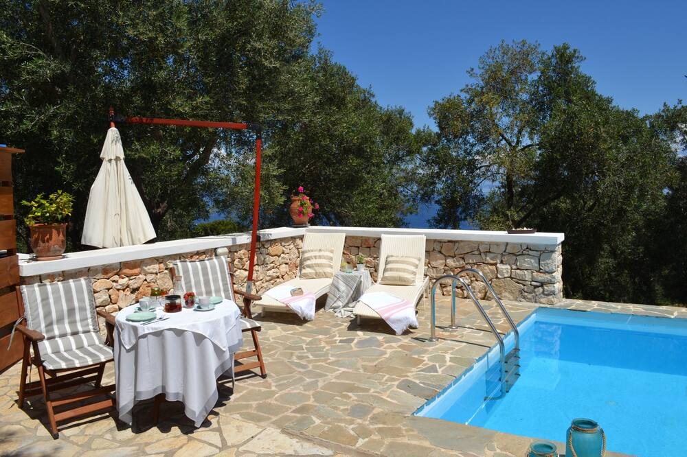 Photo of Outdoor in Gaios