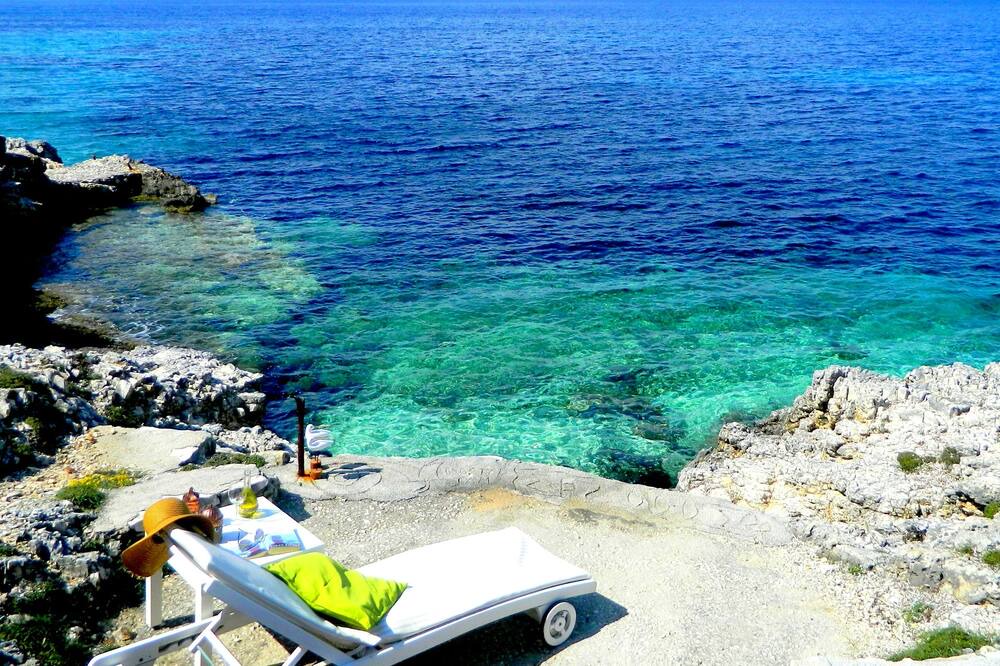 Photo of Others in Gaios