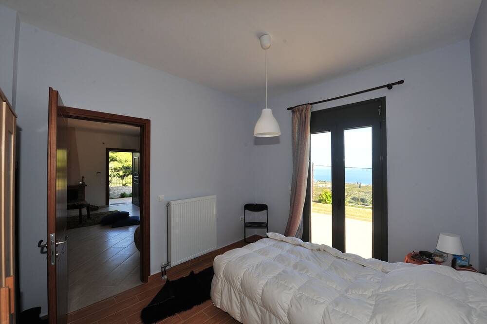 Photo of Bedroom in Melissopetra