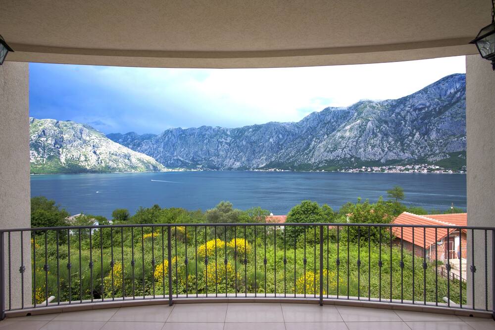 Photo of Patio Balcony in Prcanj