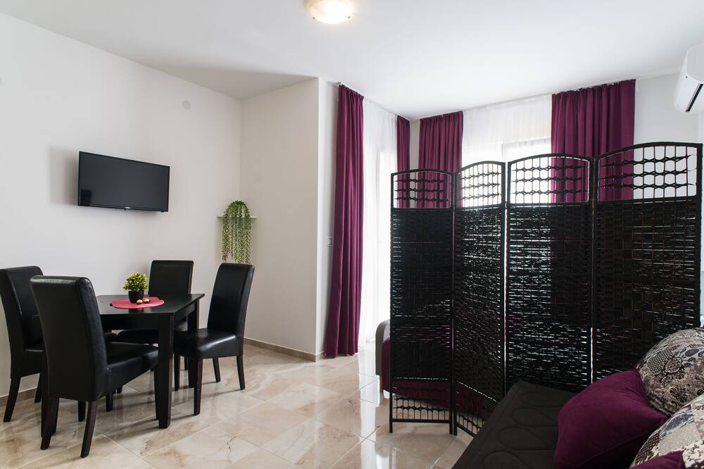 Photo of Livingroom in Igalo