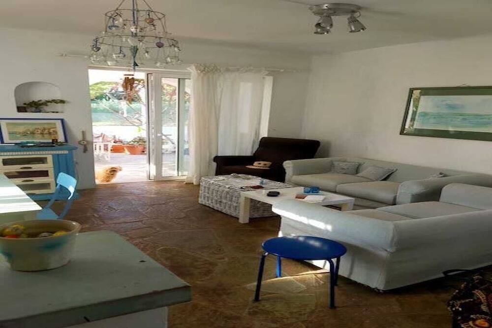 Photo of Livingroom in Nea Makri