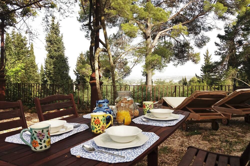 Photo of Patio Balcony in Gazatika