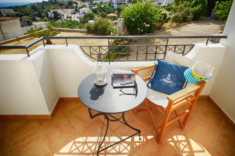 Photo of Patio Balcony in Agios Kirykos