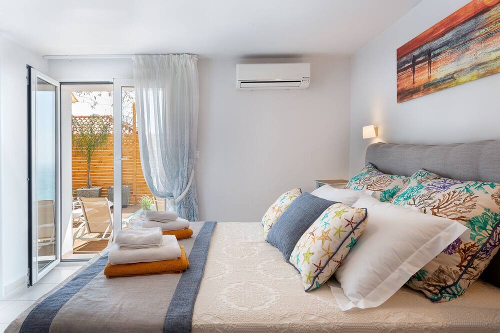 Photo of Bedroom in Mousata