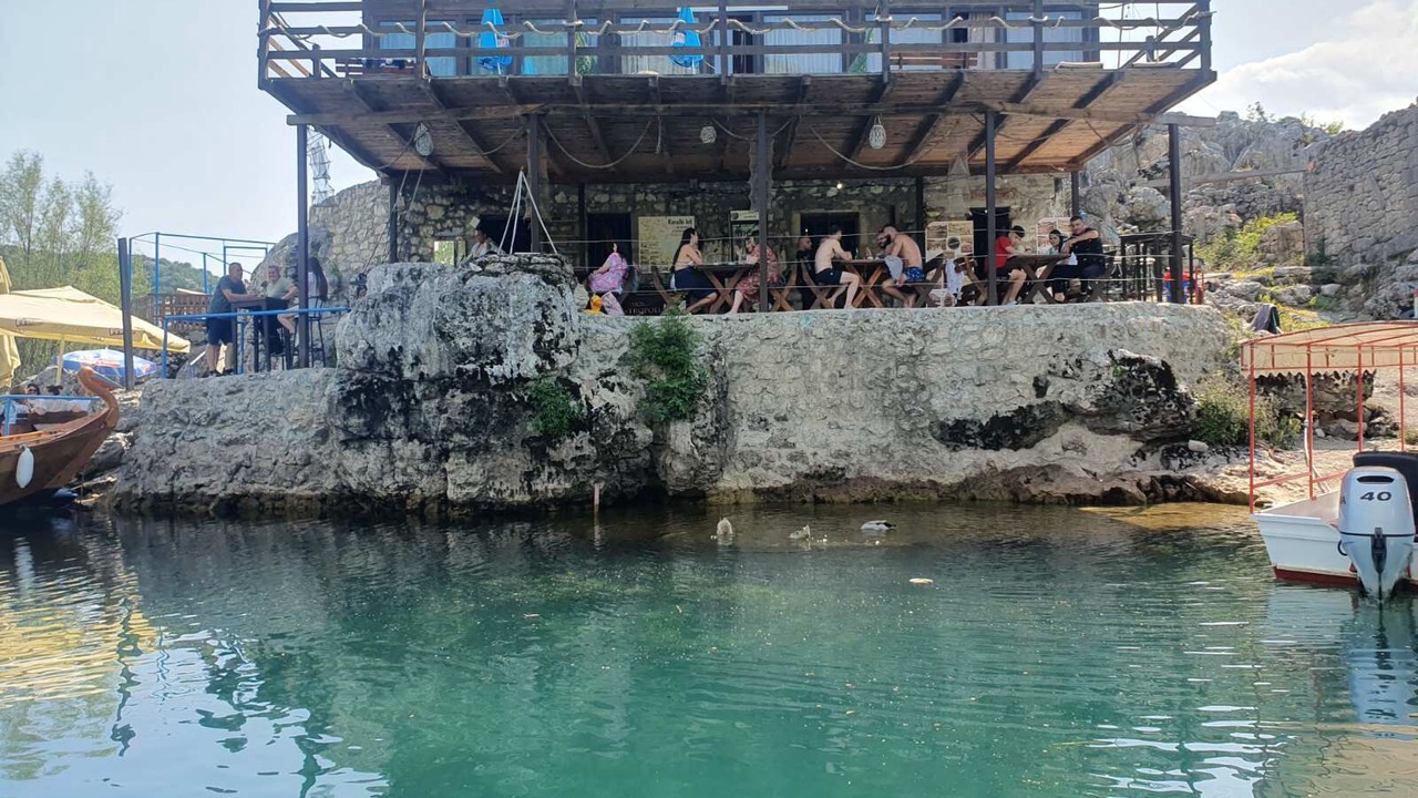 Photo of Outdoor in Karuc