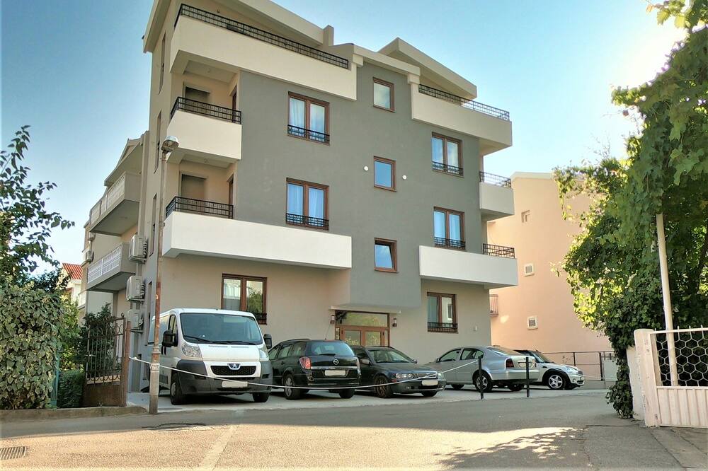 Photo of Outdoor in Maini
