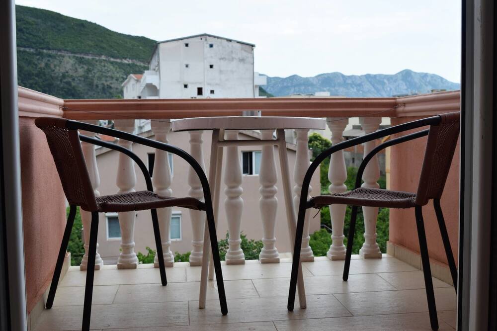 Photo of Patio Balcony in Maini