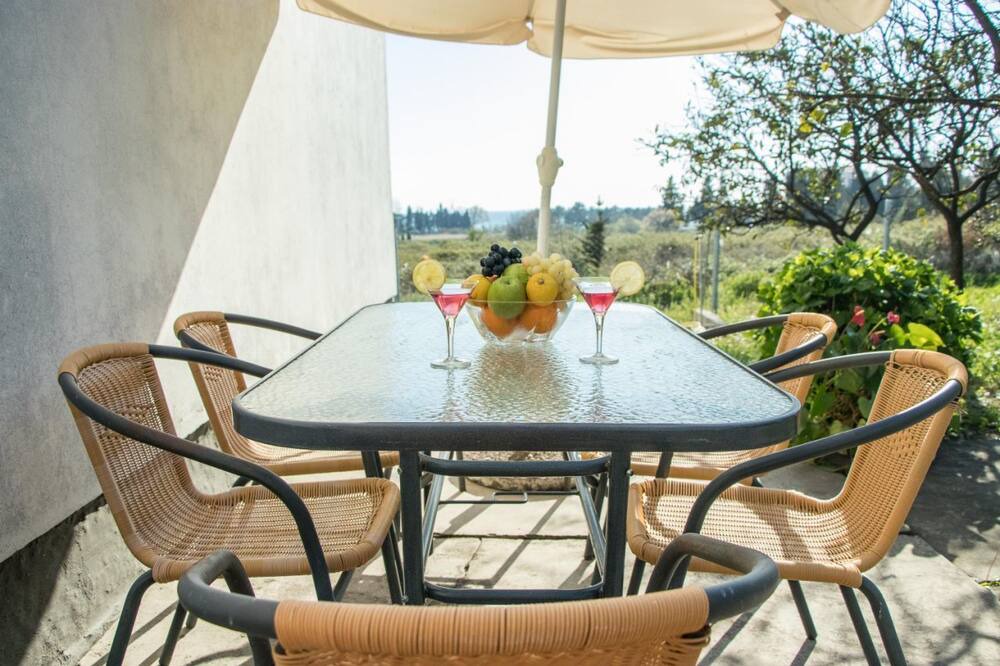 Photo of Patio Balcony in Bar