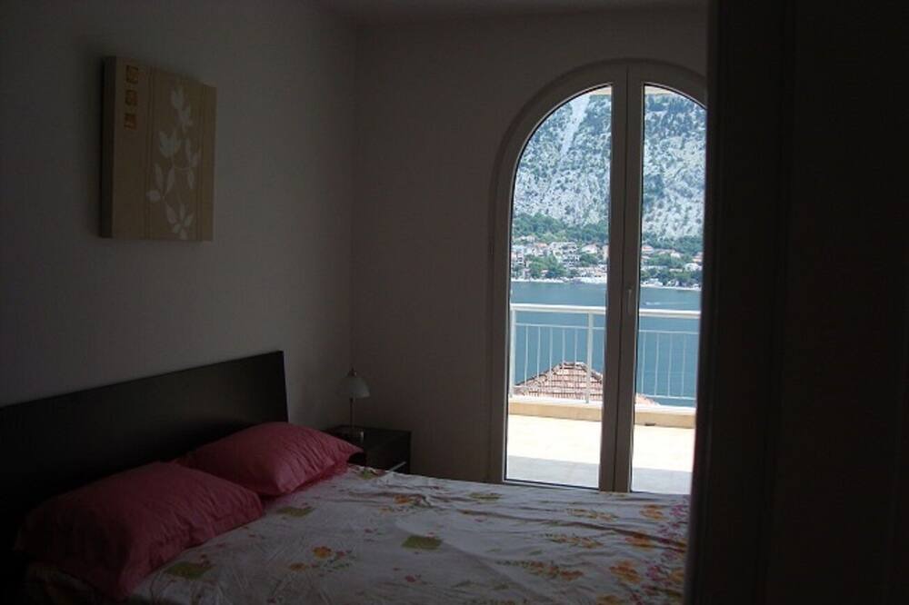 Photo of Bedroom in Kotor