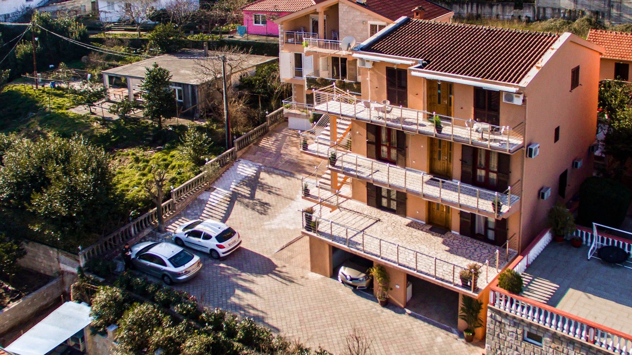 Photo of Outdoor in Muo