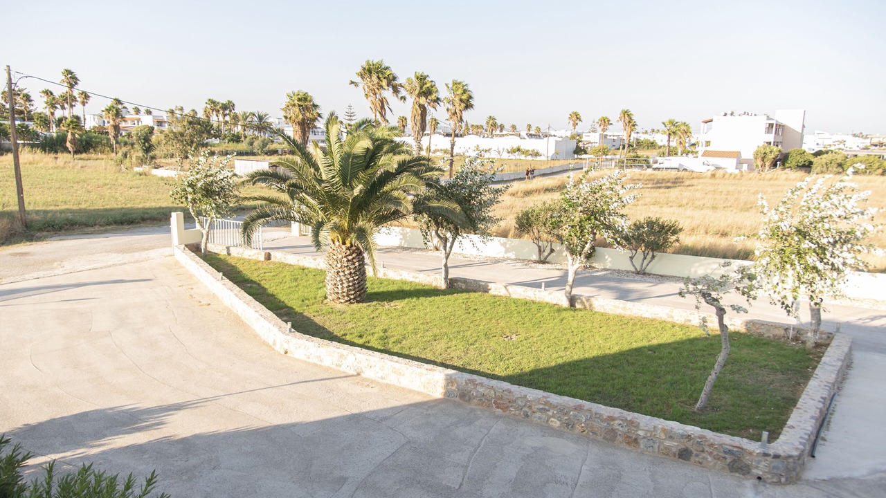 Photo of Outdoor in Tingaki