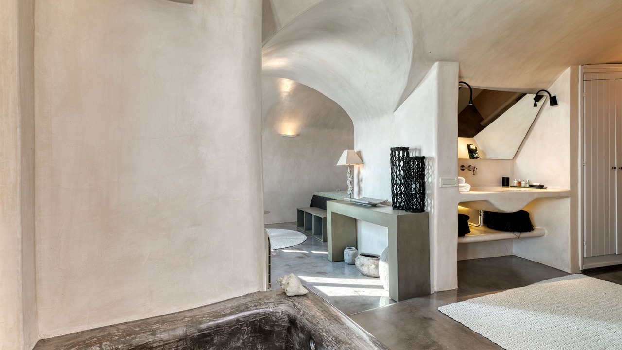 Photo of Bedroom in Oia