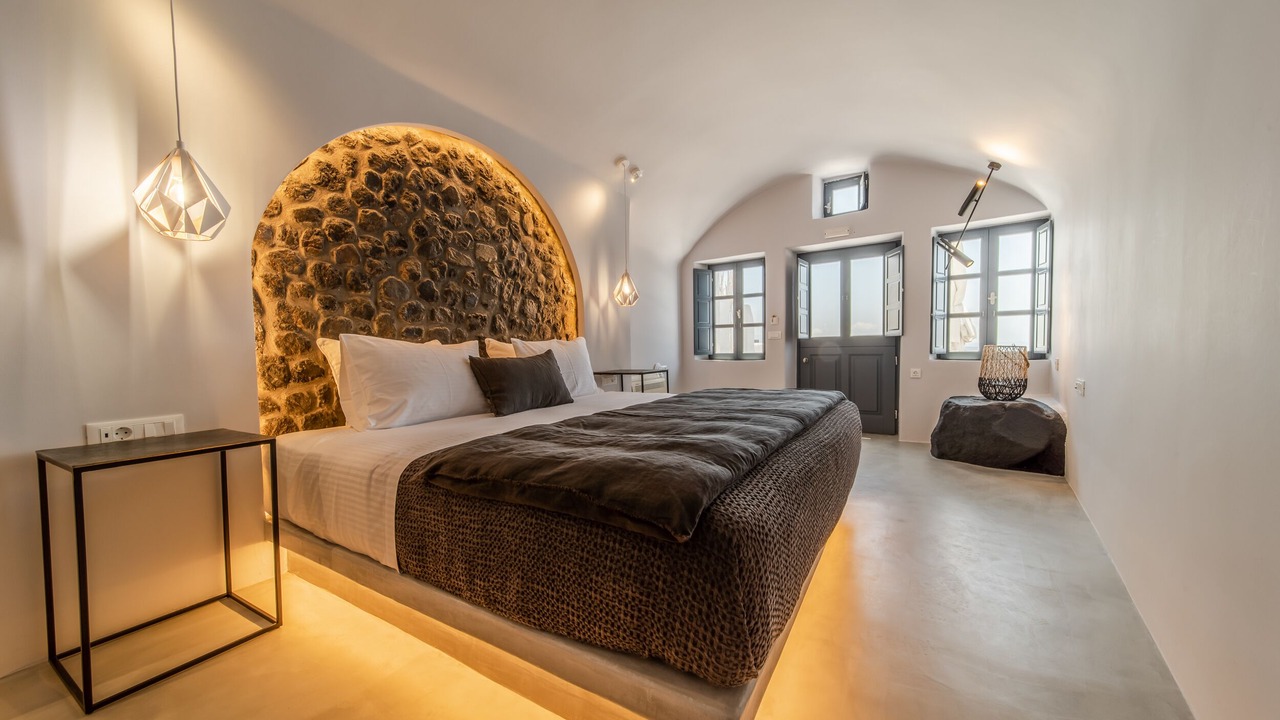 Photo of Bedroom in Oia
