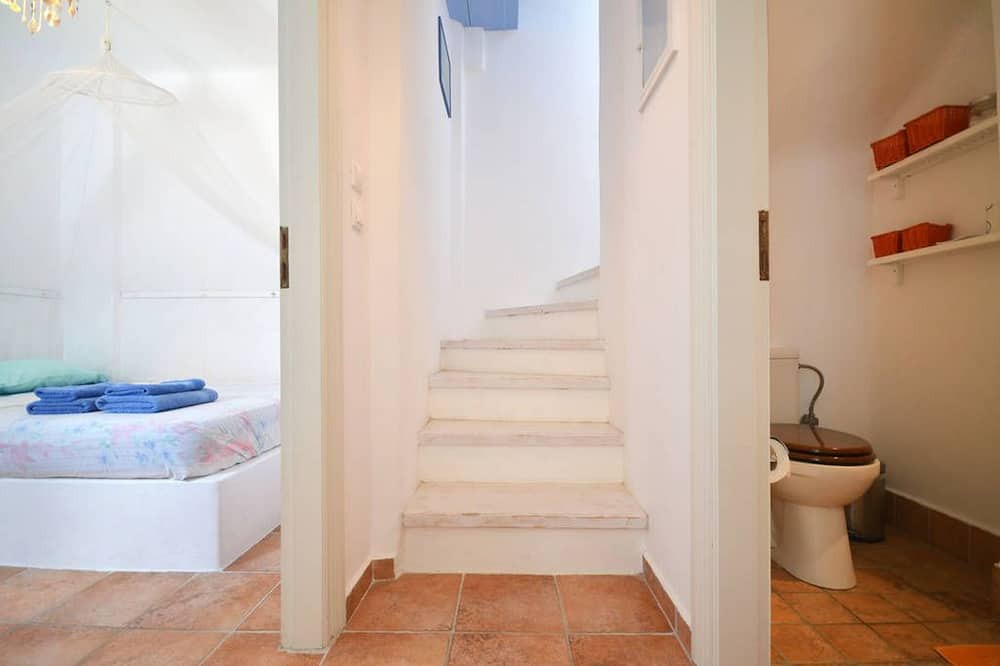 Photo of Bedroom in Faros Armenistis