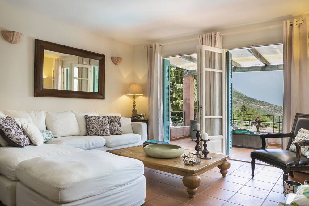 Photo of Livingroom in Logarata