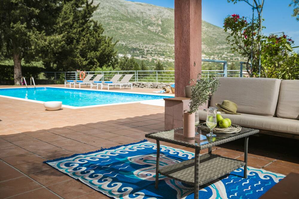 Photo of Outdoor in Logarata
