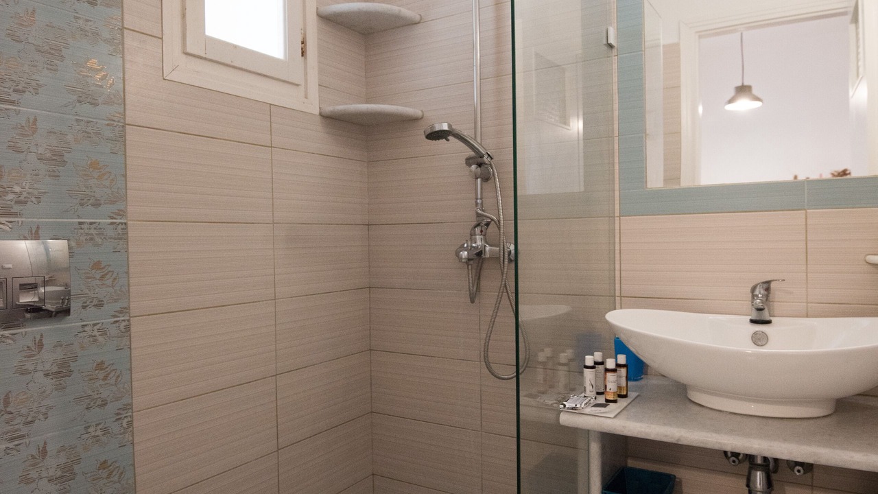 Photo of Bathroom in Ampelas