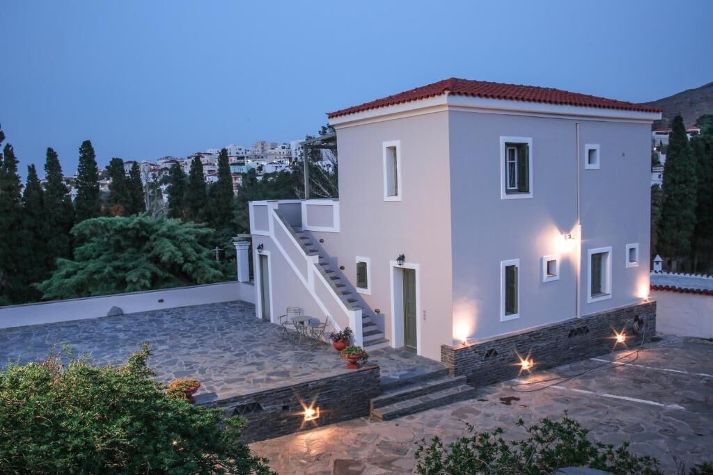 Photo of Outdoor in Paleopolis