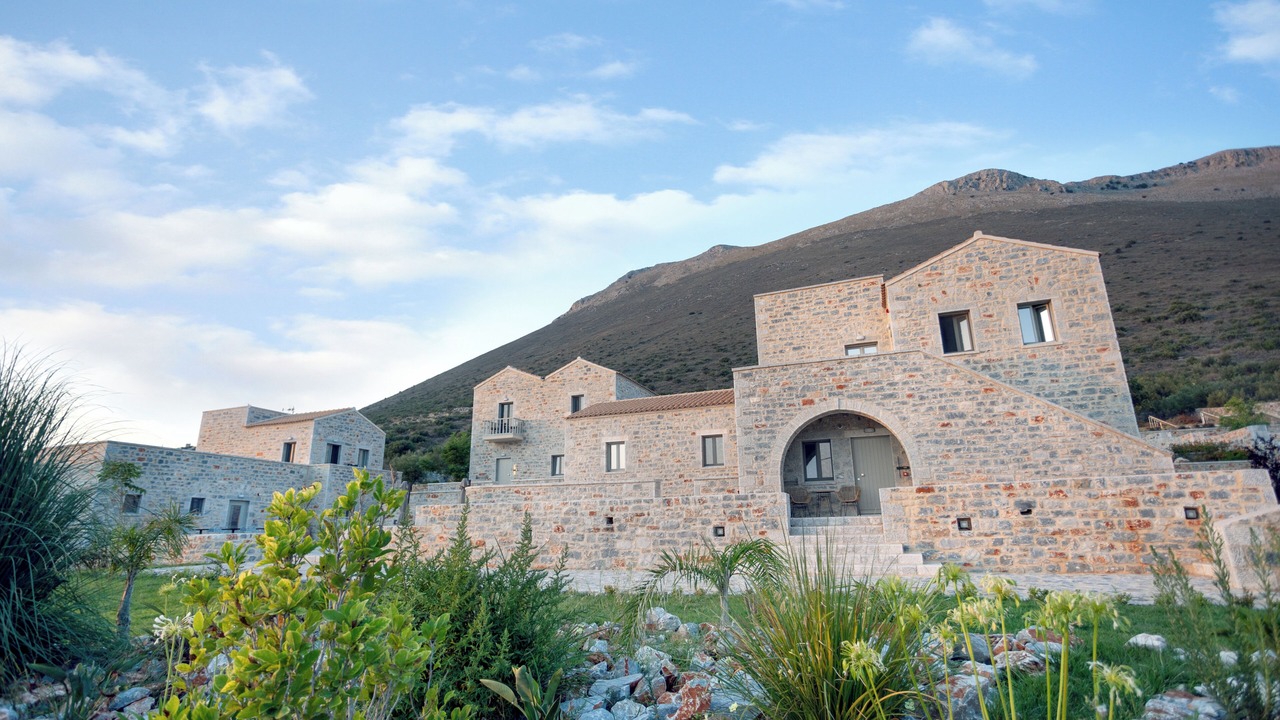 Photo of Outdoor in Omales