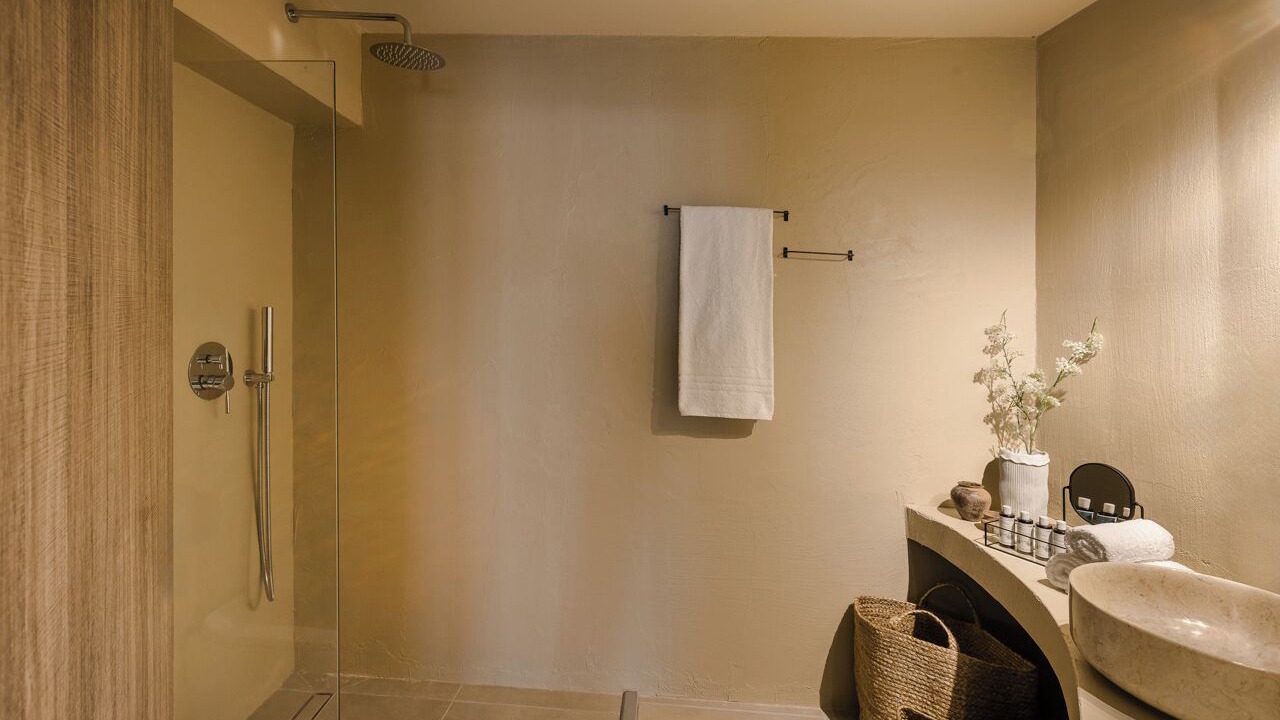Photo of Bathroom in Lixouri