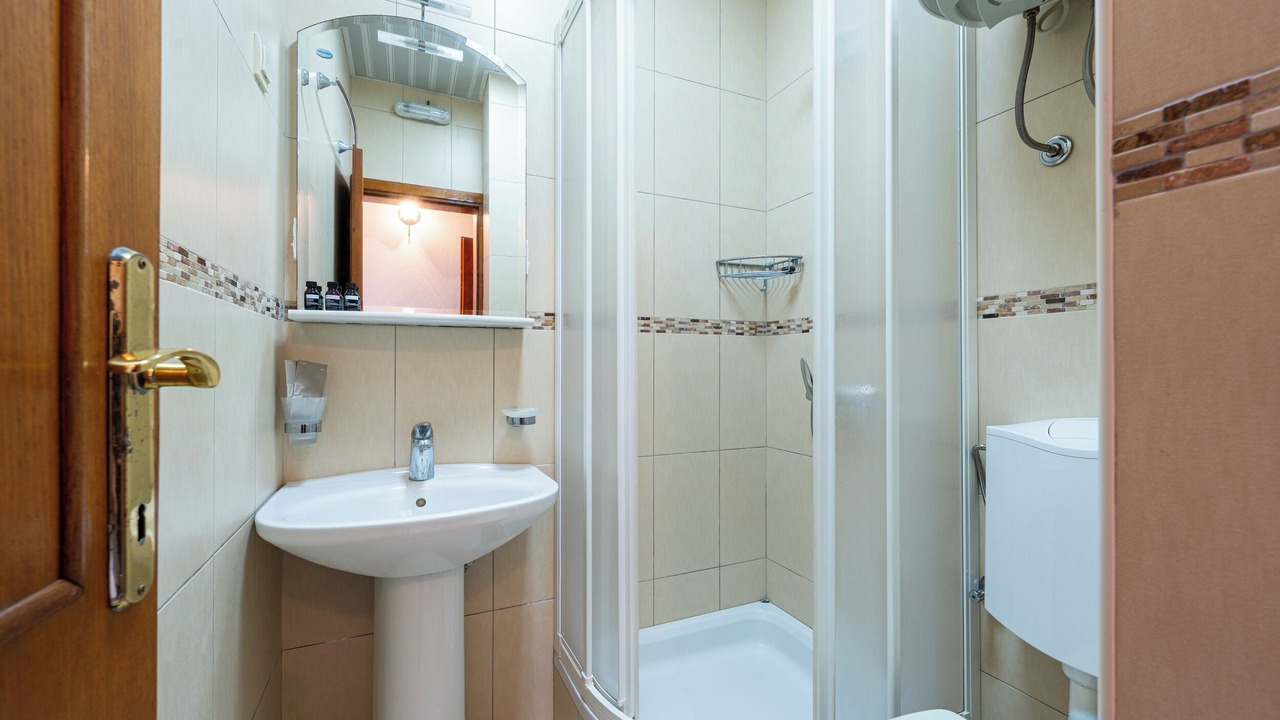 Photo of Bathroom in Podmaine