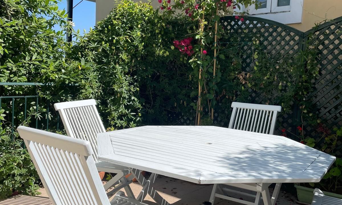 Photo of Patio Balcony in Petaleia