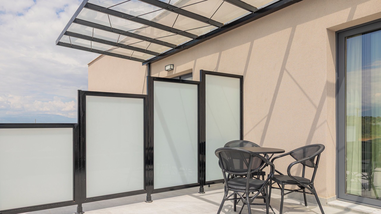 Photo of Patio Balcony in Drama